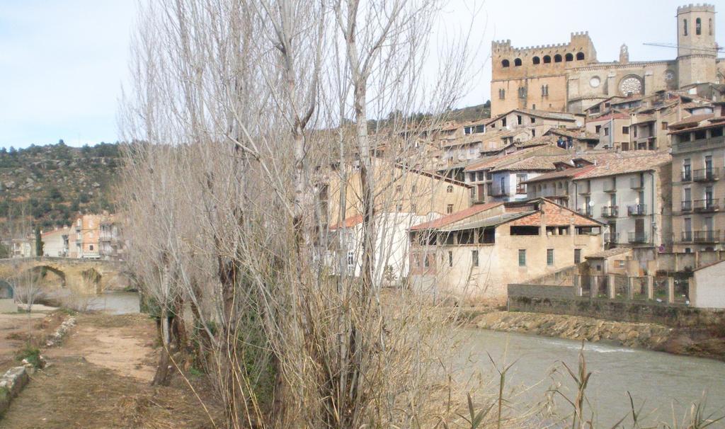 Apartamentos Casa Ferras Valderrobres Buitenkant foto